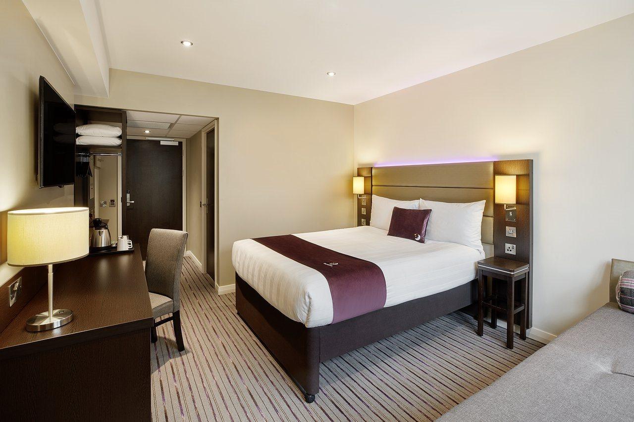Premier Inn London Bromley Exterior foto
