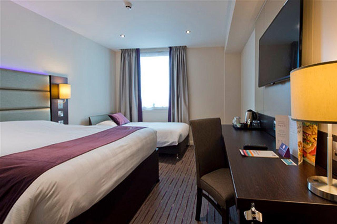 Premier Inn London Bromley Exterior foto